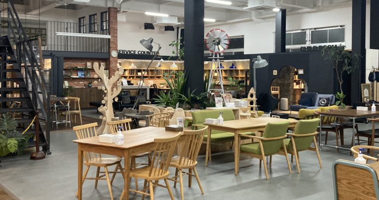 おしゃれな店内