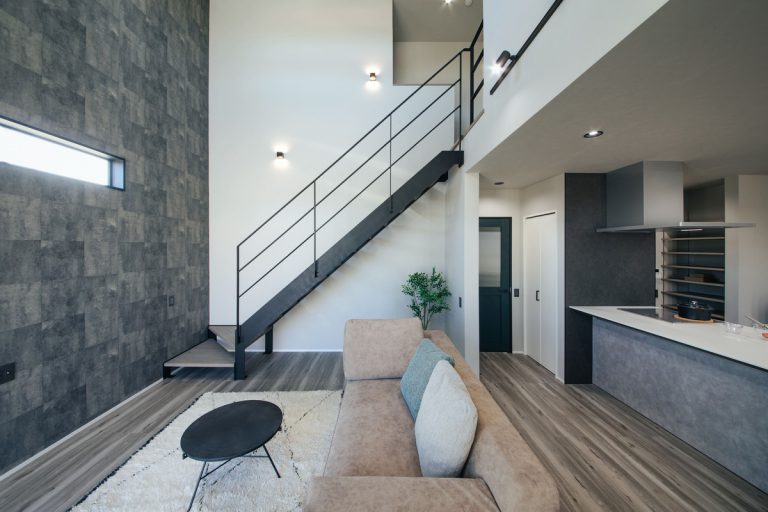 帰宅動線が考えられた吹き抜けの家｜大得工務店｜浜松で家を建てるならHome HAMAMATSU