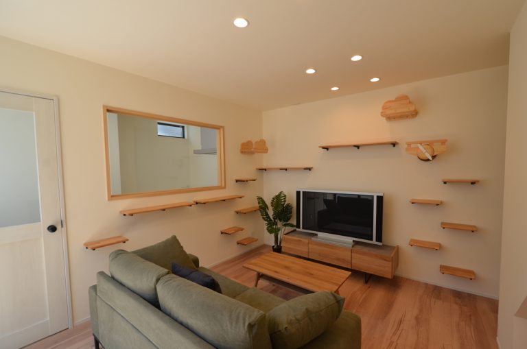 キャットウォークのあるリビング